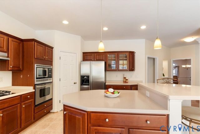 7809 Point Hollow Dr, Richmond, VA 23227