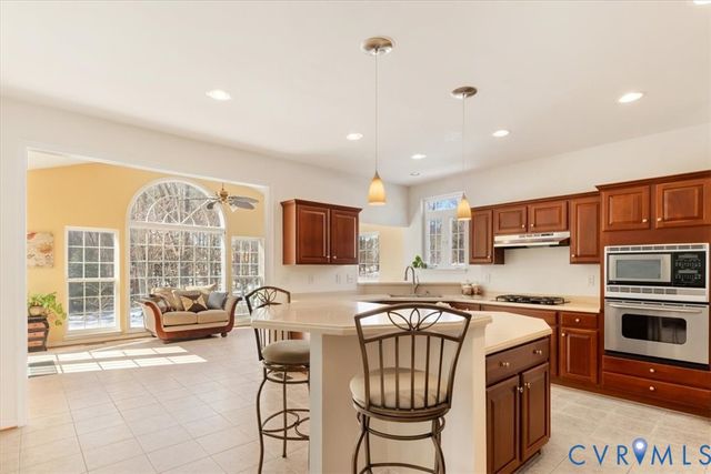 7809 Point Hollow Dr, Richmond, VA 23227