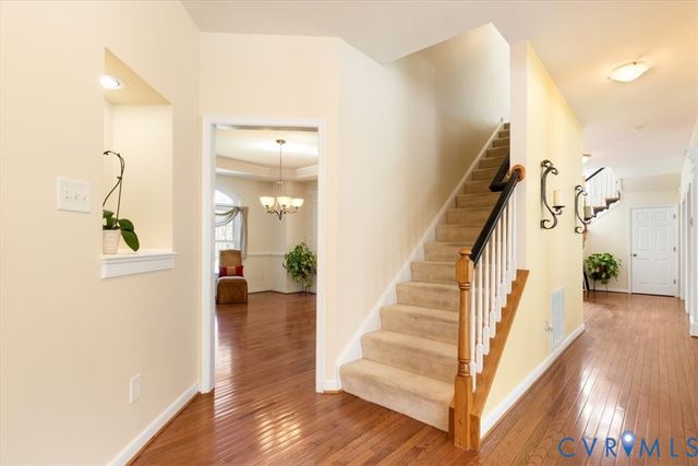 7809 Point Hollow Dr, Richmond, VA 23227