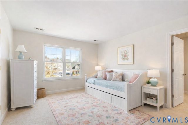 7809 Point Hollow Dr, Richmond, VA 23227