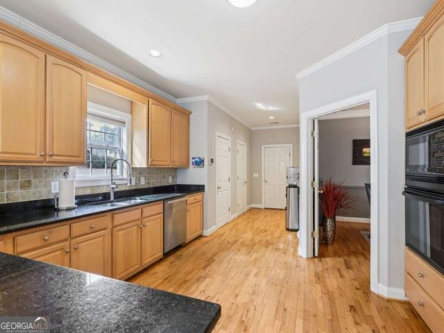 1192 Vinings Place Circle SE, Mableton, GA 30126