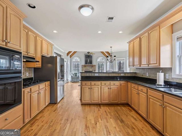 1192 Vinings Place Circle SE, Mableton, GA 30126