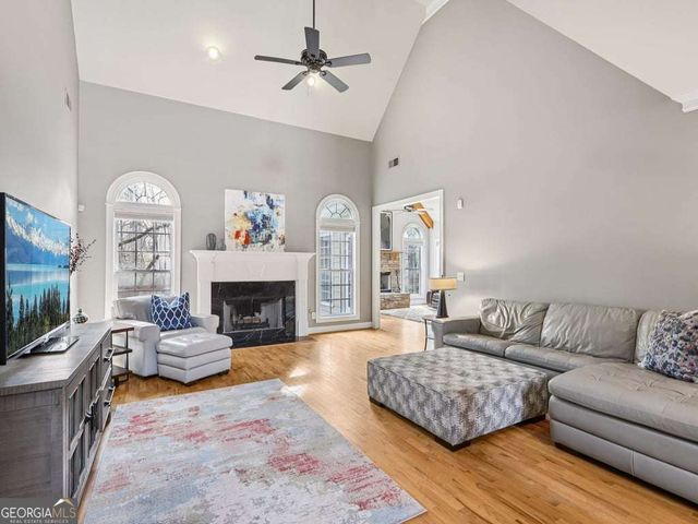 1192 Vinings Place Circle SE, Mableton, GA 30126