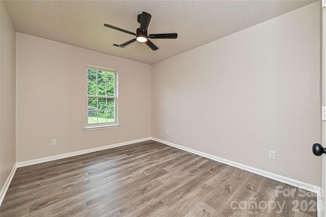 2015 Slater Springs Drive, Charlotte, NC 28216