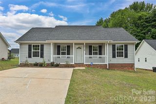 2015 Slater Springs Drive, Charlotte, NC 28216