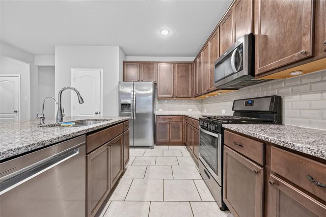 175 Silva Creek Trail, Conroe, TX 77318