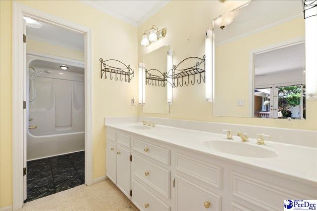1713 Damon Dr., Florence, SC 29505