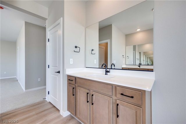 10072 Juniper Valley Street, Las Vegas, NV 89166