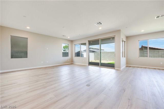 10072 Juniper Valley Street, Las Vegas, NV 89166