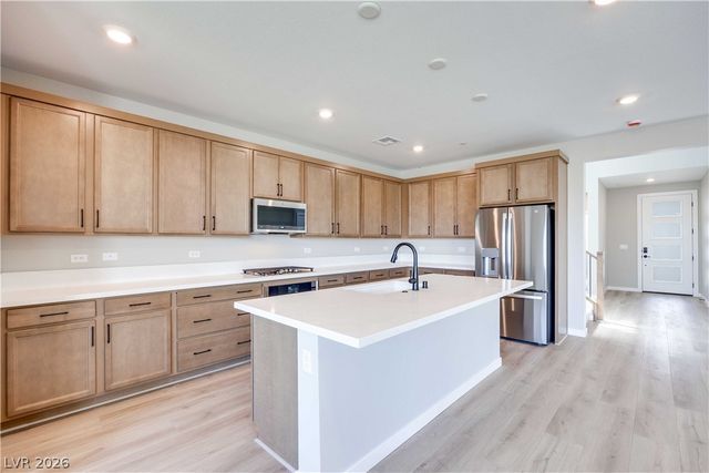 10072 Juniper Valley Street, Las Vegas, NV 89166