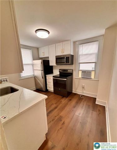 1550 Northampton Street 2, Wilson Boro, PA 18042