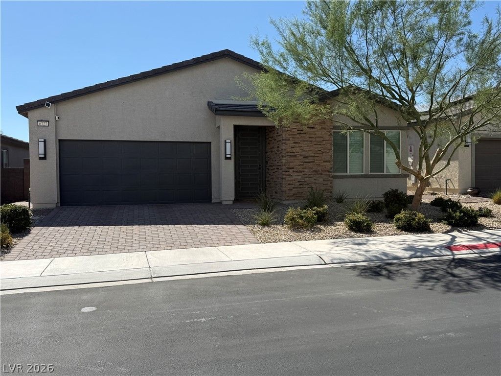 6727 Traveling Palmer Street, North Las Vegas, NV 89086 — exterior