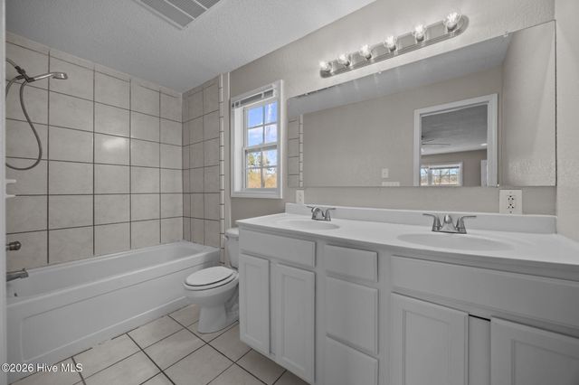 21 East Drive, Jacksonville, NC 28546