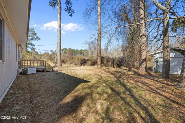 21 East Drive, Jacksonville, NC 28546