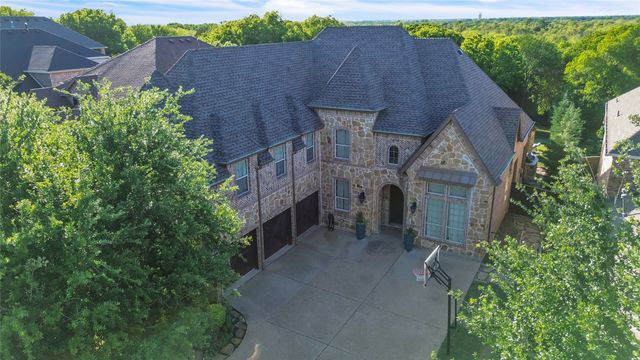 3040 N Camino Lagos, Grand Prairie, TX 75054