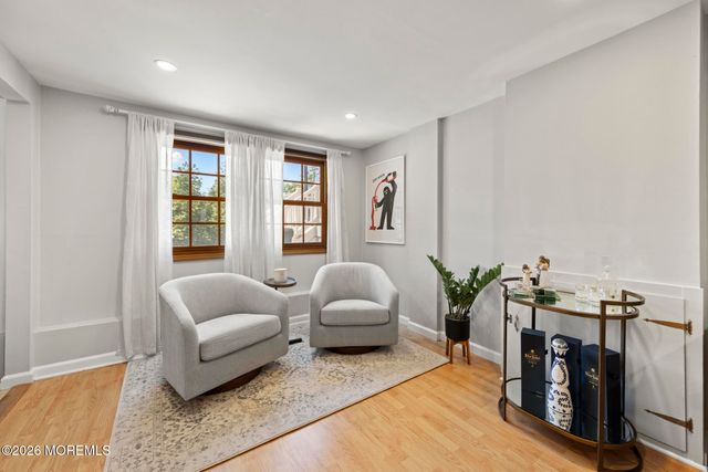 522 Mackey Avenue, Belford, NJ 07718