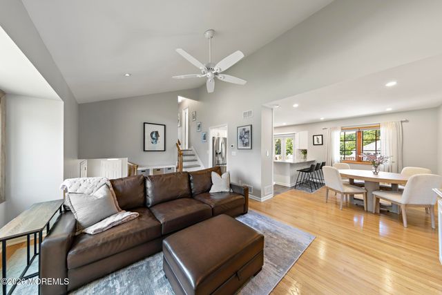 522 Mackey Avenue, Belford, NJ 07718
