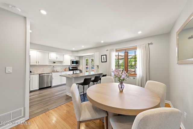 522 Mackey Avenue, Belford, NJ 07718