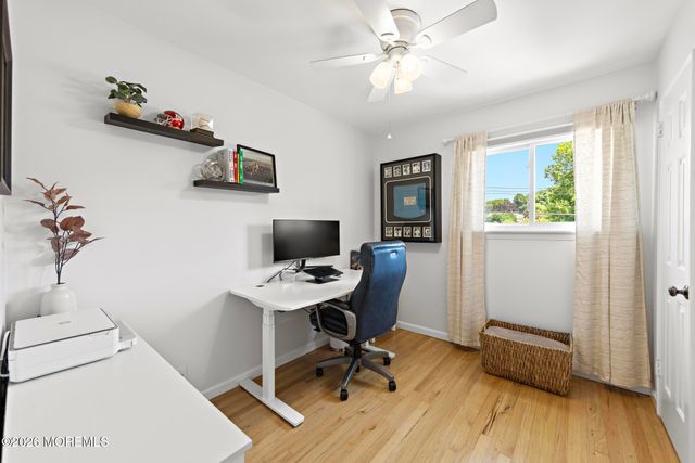 522 Mackey Avenue, Belford, NJ 07718