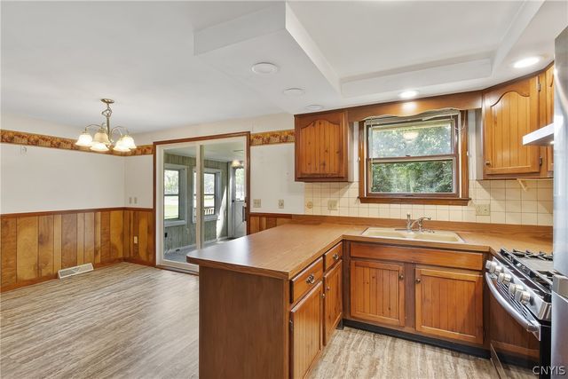 6508 Kirkville Road, Dewitt, NY 13057