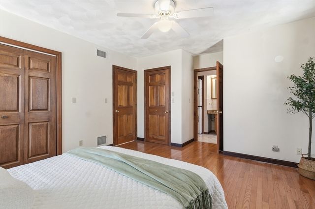 16 Battlemarch Way, Woburn, MA 01801