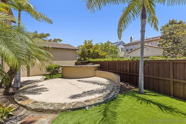 6338 Huntington Dr, Carlsbad, CA 92009