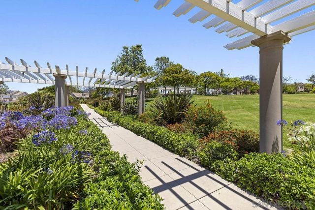 6338 Huntington Dr, Carlsbad, CA 92009
