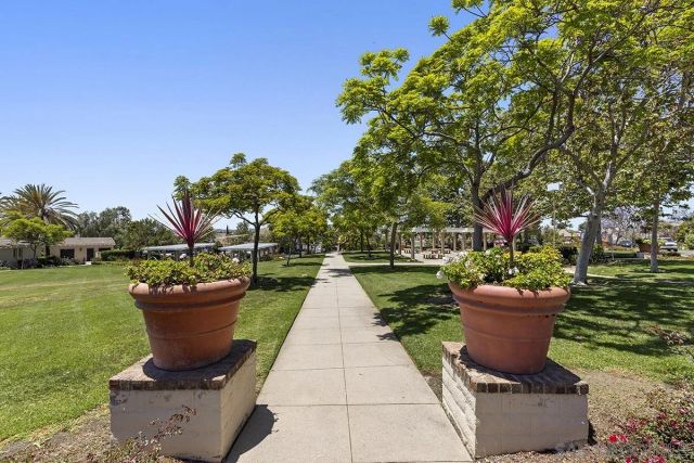 6338 Huntington Dr, Carlsbad, CA 92009