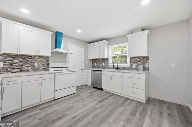 2850 Arrowood Drive, Atlanta, GA 30344