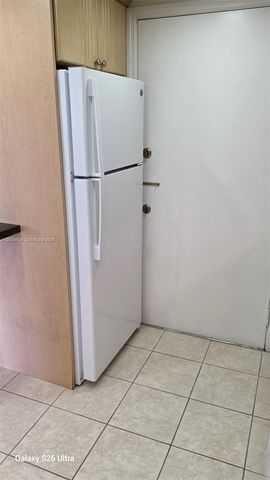 8107 SW 72nd Ave 423E, Miami, FL 33143
