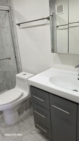 8107 SW 72nd Ave 423E, Miami, FL 33143