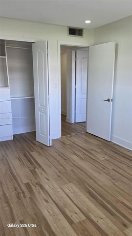 8107 SW 72nd Ave 423E, Miami, FL 33143