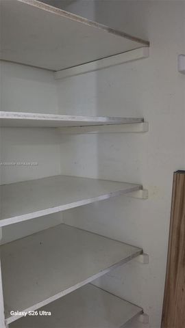 8107 SW 72nd Ave 423E, Miami, FL 33143