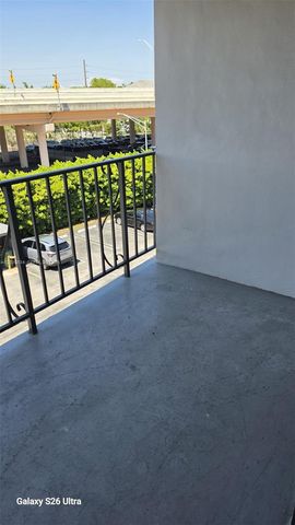 8107 SW 72nd Ave 423E, Miami, FL 33143