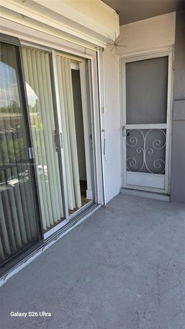 8107 SW 72nd Ave 423E, Miami, FL 33143