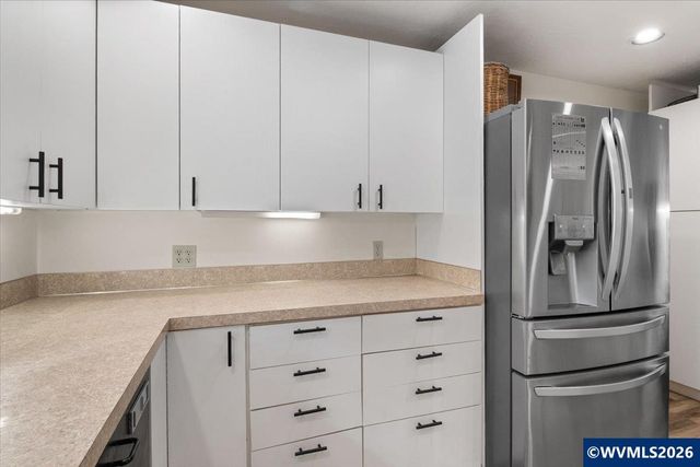 3170 Kingston Wy NW, Albany, OR 97321