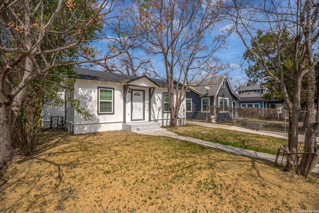 2151 E Crockett, San Antonio, TX 78202