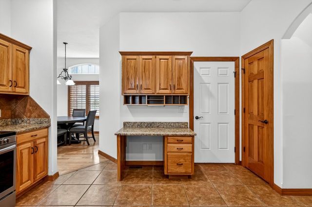 3478 W Farm Road 44, Willard, MO 65781