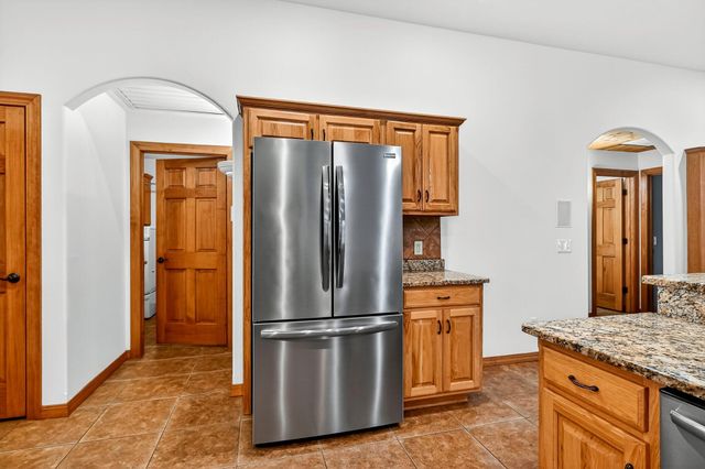 3478 W Farm Road 44, Willard, MO 65781