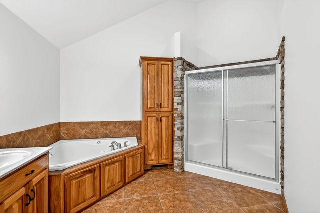 3478 W Farm Road 44, Willard, MO 65781