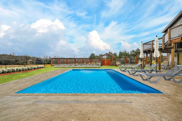 3478 W Farm Road 44, Willard, MO 65781