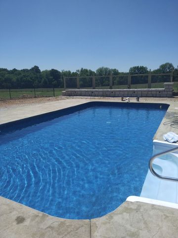 3478 W Farm Road 44, Willard, MO 65781