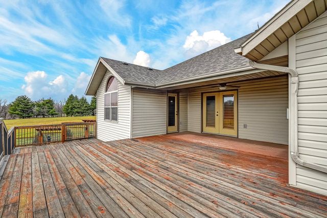 3478 W Farm Road 44, Willard, MO 65781