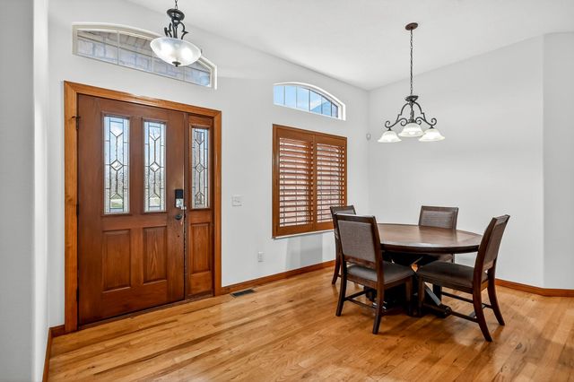 3478 W Farm Road 44, Willard, MO 65781