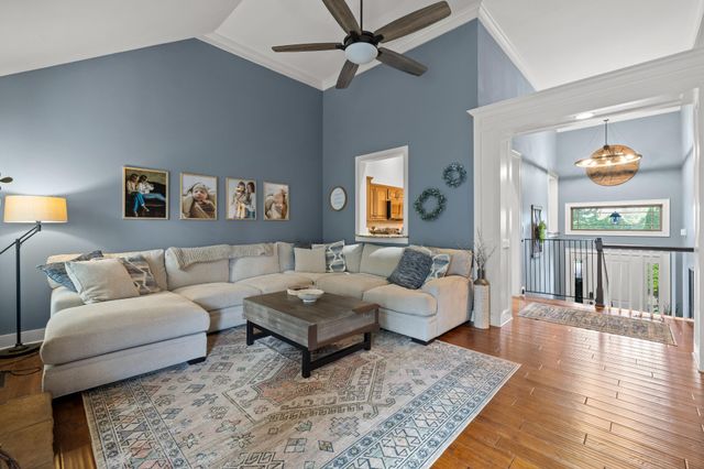 8380 Midwestern Drive, Hixson, TN 37343