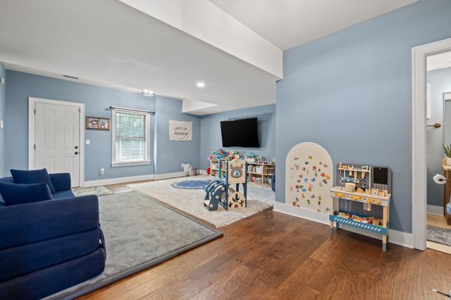 8380 Midwestern Drive, Hixson, TN 37343