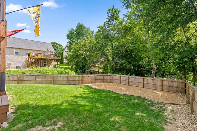 8380 Midwestern Drive, Hixson, TN 37343
