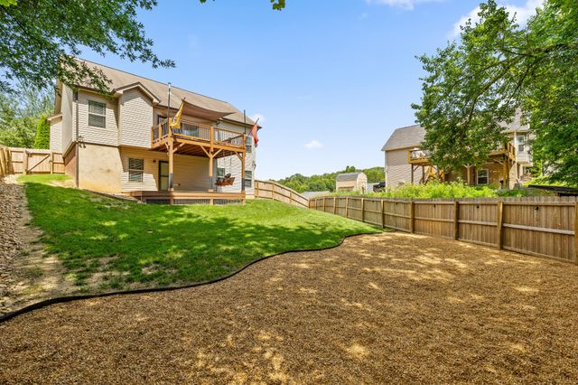 8380 Midwestern Drive, Hixson, TN 37343