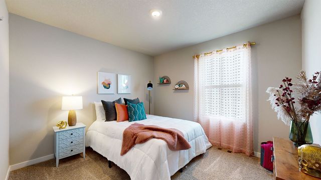 2759 Cecelia Drive, Hiawatha, IA 52233
