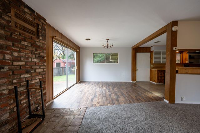 138 Sam Lee Drive, Weaverville, CA 96093